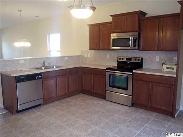 736 Sherman Ct #109, Gastonia, NC 28052
