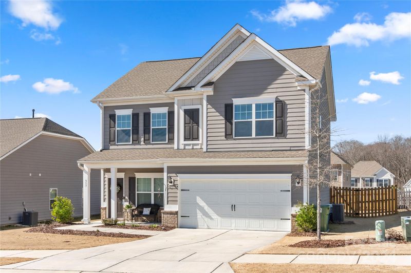 317 Ox Bow Cir, Mount Holly, NC 28120