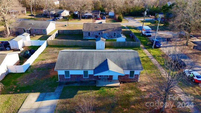102 Gulf Bay Ln, Marshville, NC 28103