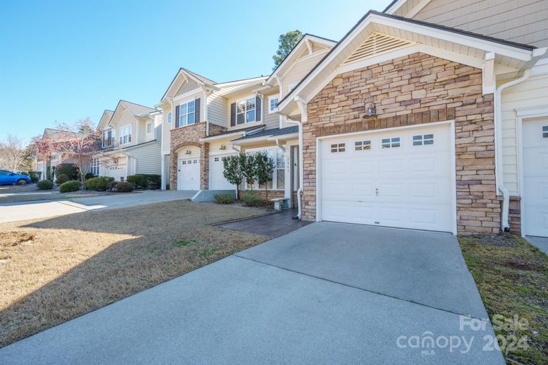 2063 Calloway Pines Dr, Fort Mill, SC 29708