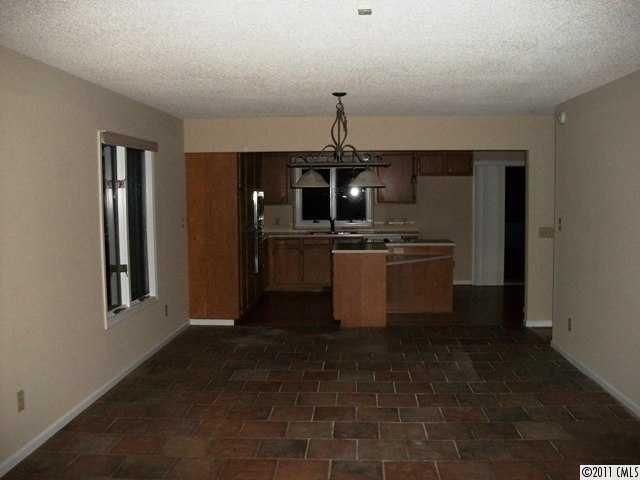 20918 Island Forest Dr, Cornelius, NC 28031