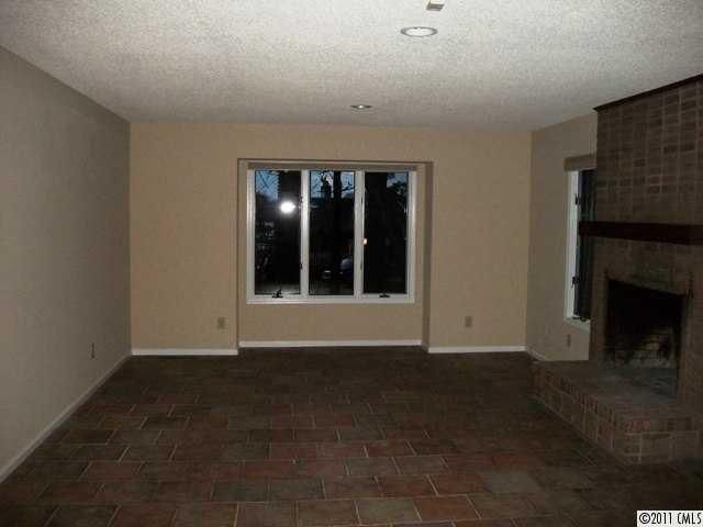 20918 Island Forest Dr, Cornelius, NC 28031