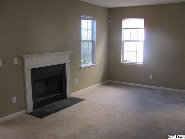 5529 Thompson Rd, Charlotte, NC 28216