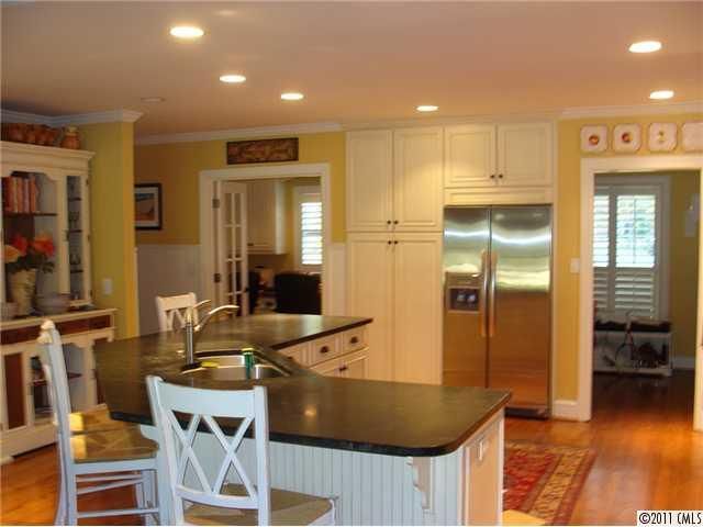 4502 Carmel Valley Rd, Charlotte, NC 28226