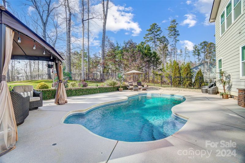 8204 Aspen Ct, Mint Hill, NC 28227