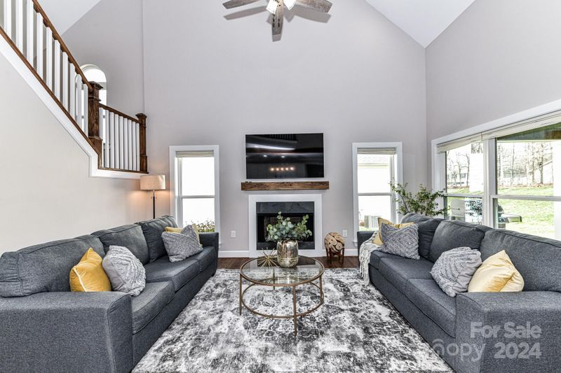 409 Riverfront Pw, Mount Holly, NC 28120