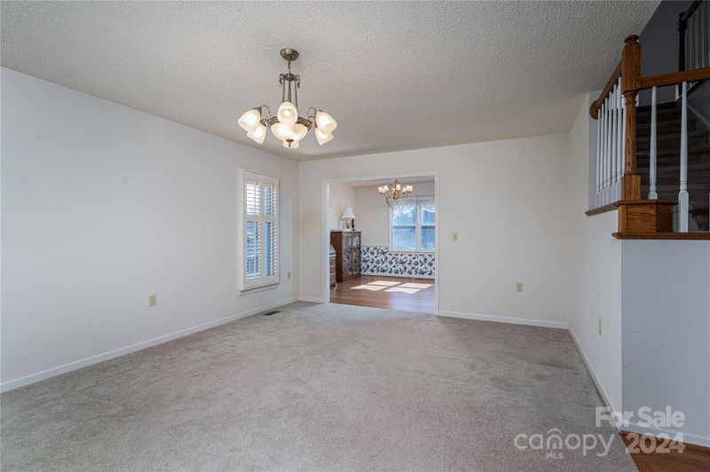 2511 Chandy St, Newton, NC 28658