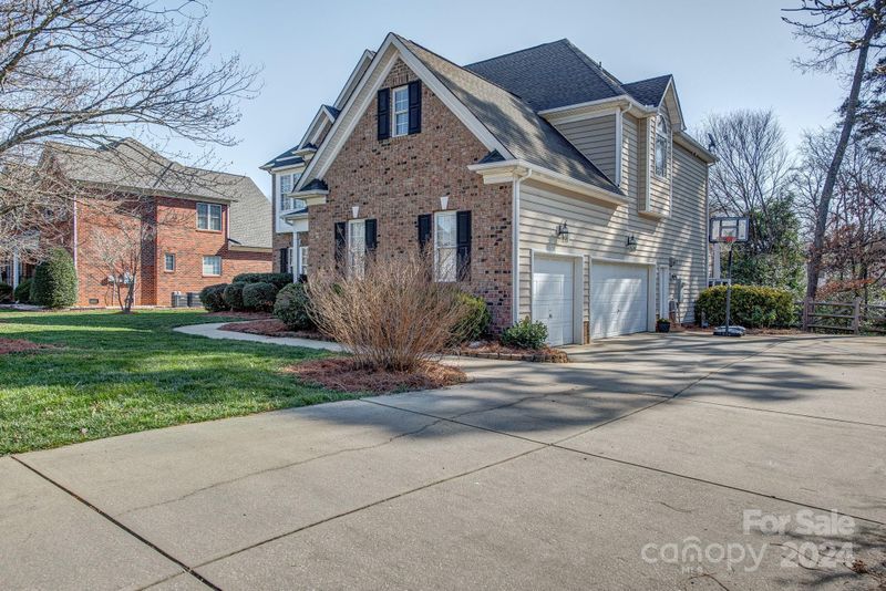 4260 Belle Meade Cir, Belmont, NC 28012