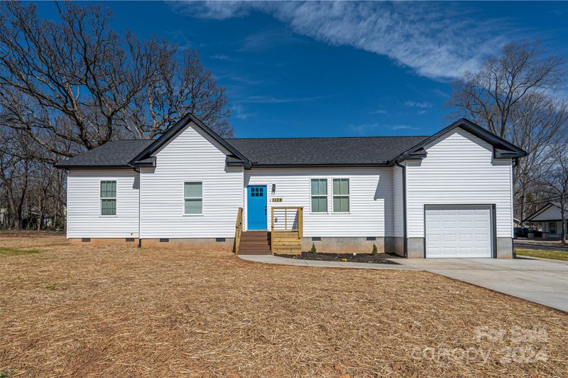 1134 5th St, Statesville, NC 28677