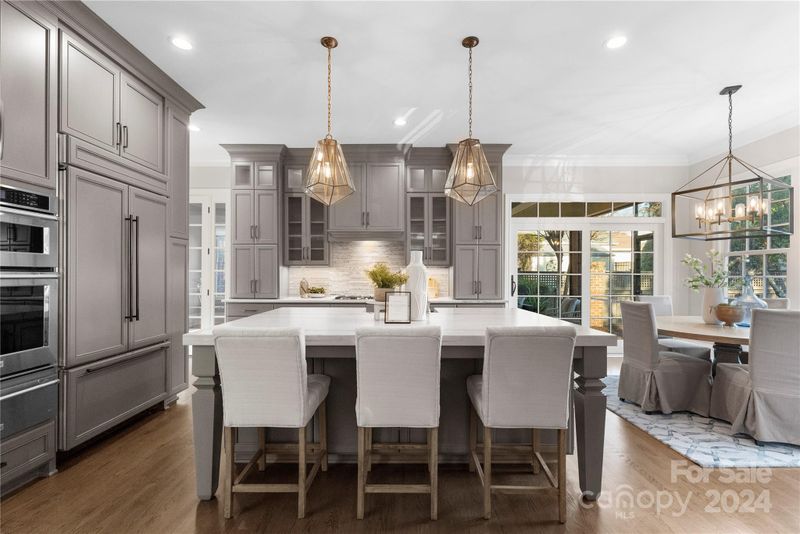 8925 Heydon Hall Cir, Charlotte, NC 28210