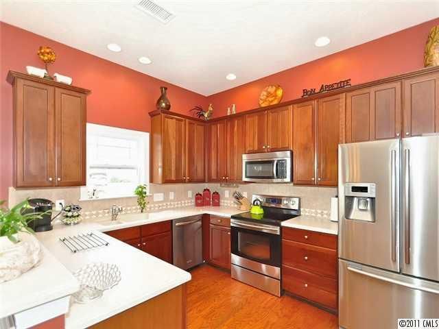 2004 Seabiscuit Dr, Indian Trail, NC 28079