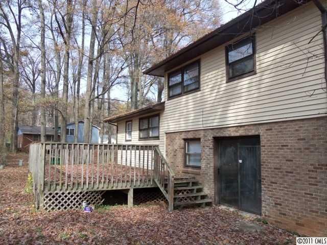 1133 Rosada Dr, Charlotte, NC 28213