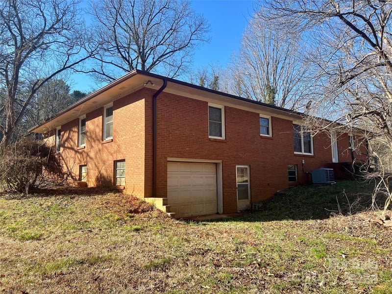 703 Alexis Lucia Rd, Alexis, NC 28006