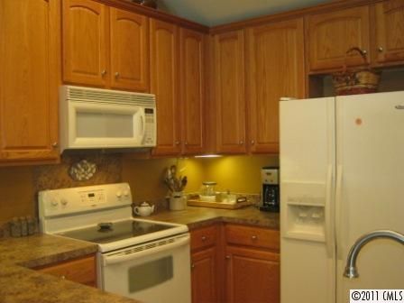 7114 Pine Ridge Dr, Denver, NC 28037