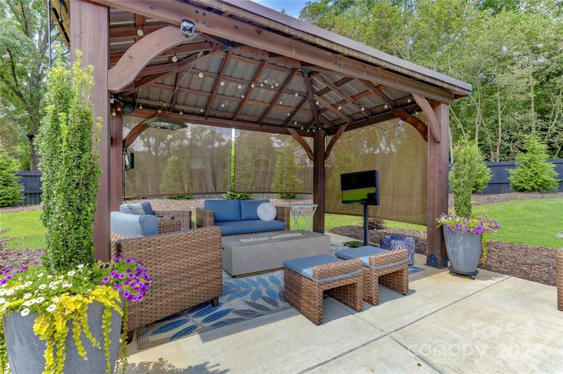 655 Smythe Rd, Fort Mill, SC 29715