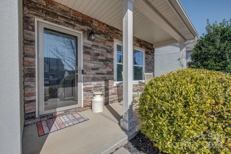 109 Devynn Ridge Ct, Mount Holly, NC 28120