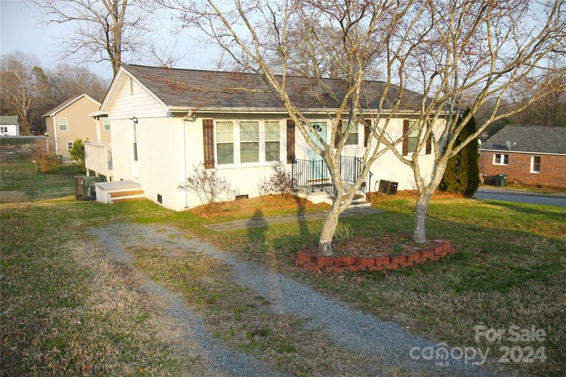 802 Oliver St, Gastonia, NC 28052