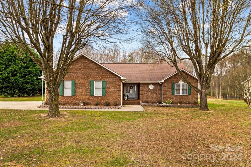 6423 Miller Rd, Kannapolis, NC 28081