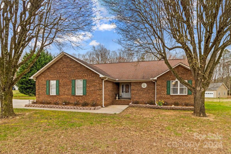 6423 Miller Rd, Kannapolis, NC 28081