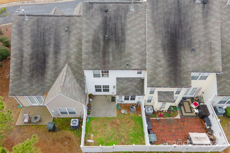 1404 Walnut Hill Dr, Rock Hill, SC 29732