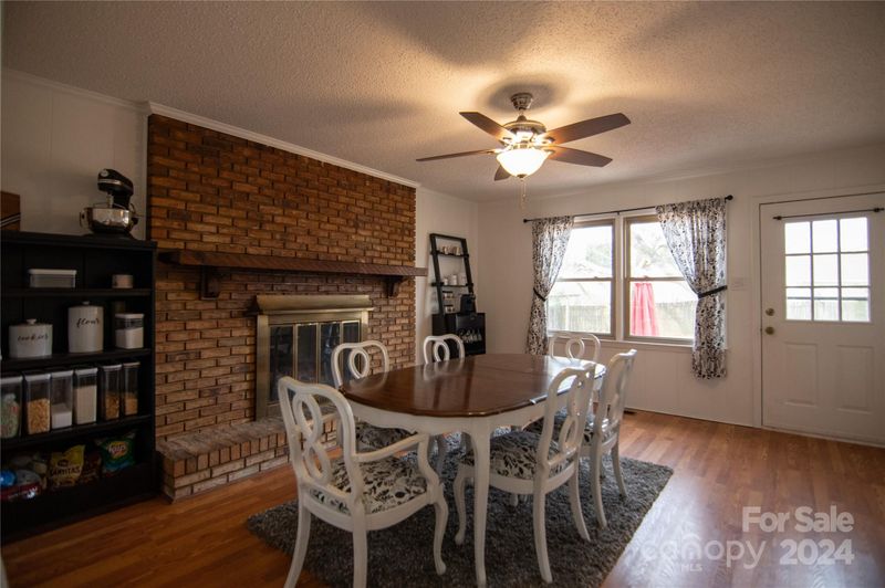 1101 Jennifer Ln, Cherryville, NC 28021