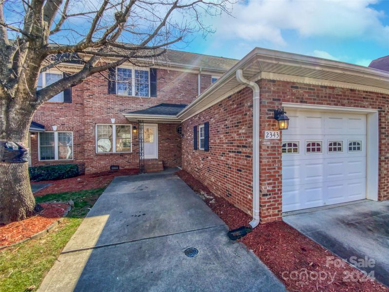 2343 Madeline Meadow Dr, Charlotte, NC 28217