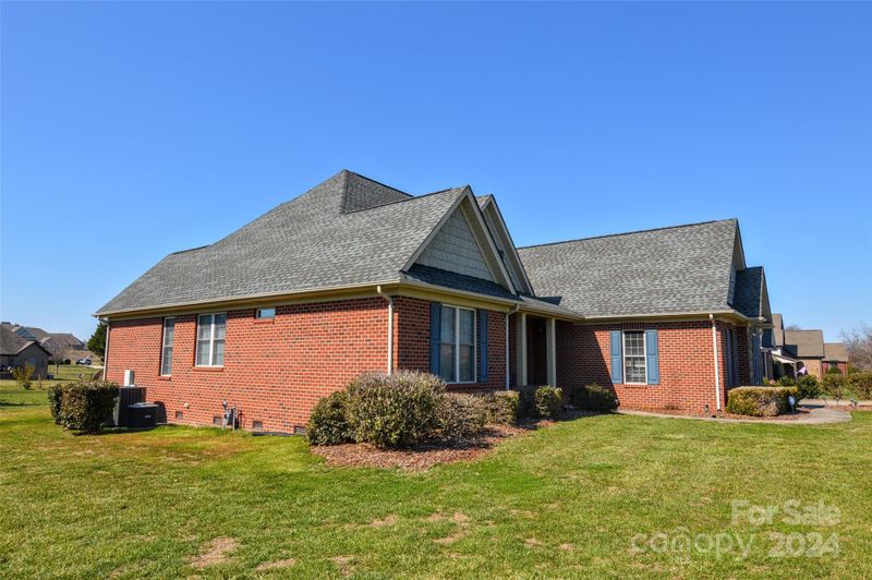 2705 Smith Field Dr, Monroe, NC 28110