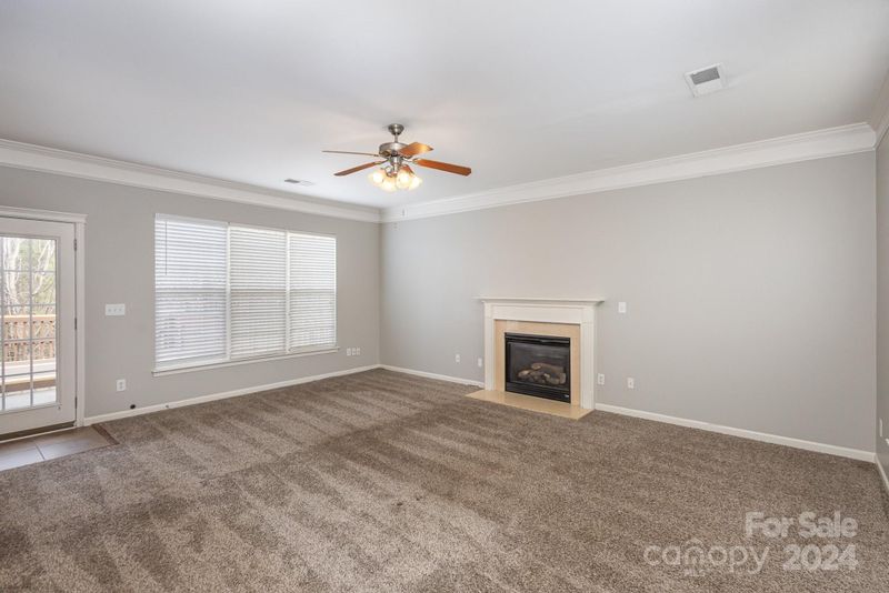 5902 Kirkwynd Commons Dr, Charlotte, NC 28278