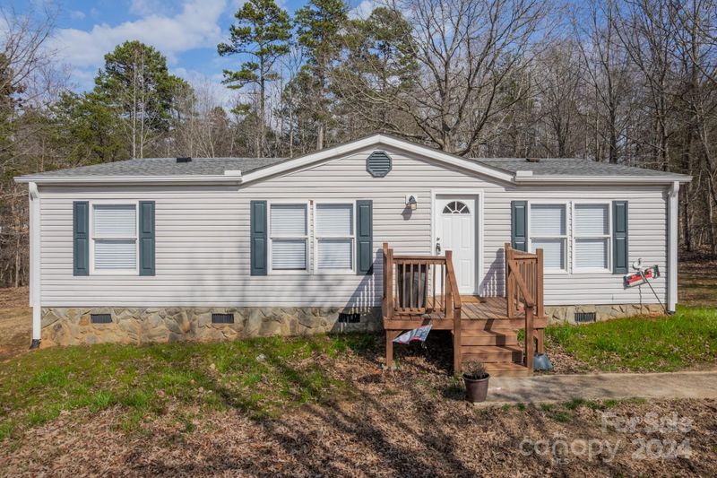 3842 Wash Gap Dr, Newton, NC 28658