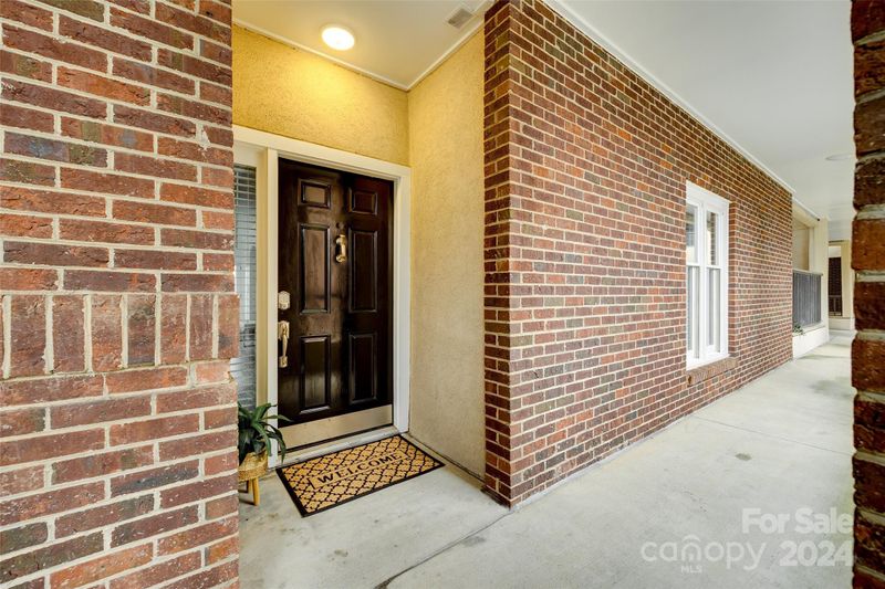 325 Queens Rd, Charlotte, NC 28204
