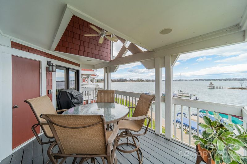 818 Southwest Dr, Davidson, NC 28036
