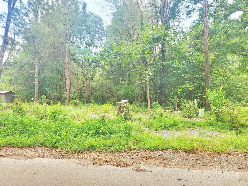 1320 Hawfield Rd, Charlotte, NC 28214