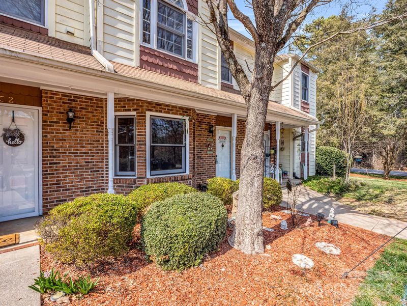 605 8th Ave SW #C3, Conover, NC 28613