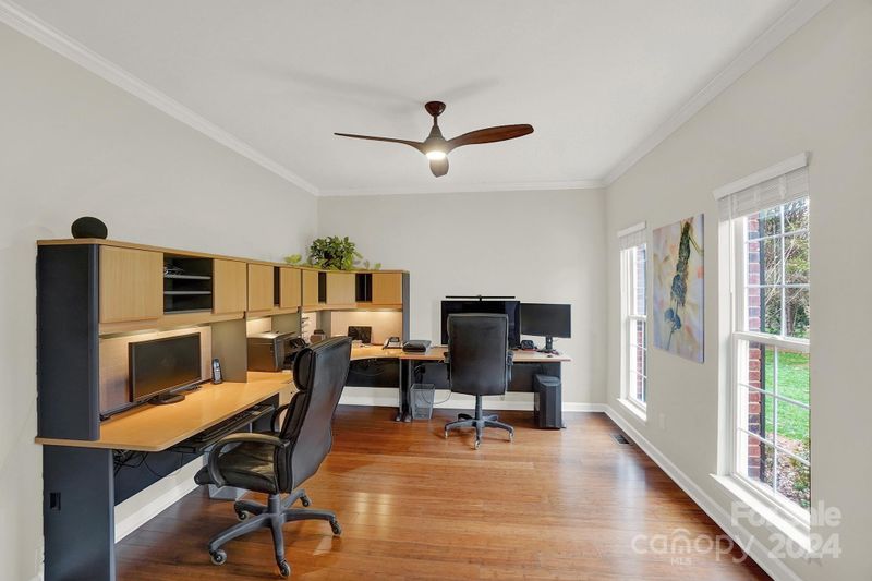 7021 Valleyview Ct, Matthews, NC 28104