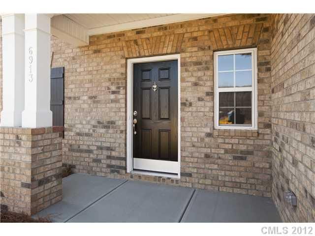 6913 Barefoot Forest Dr #95, Charlotte, NC 28269