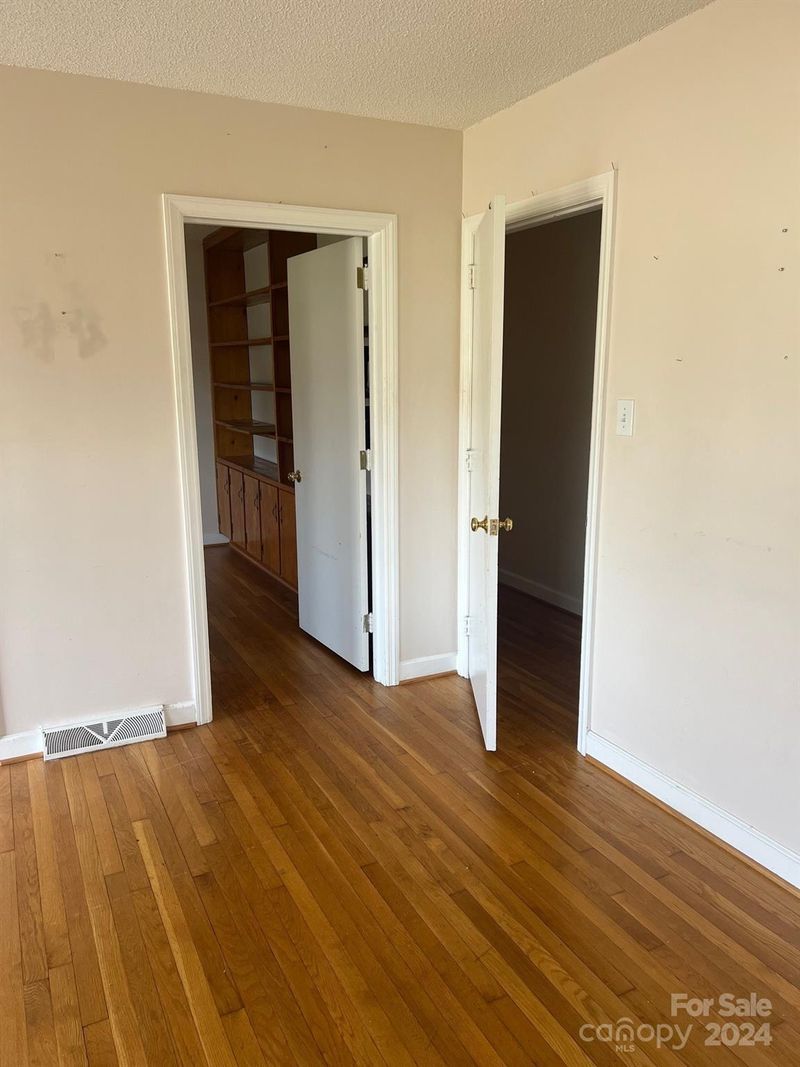 448 Ostwalt Amity Rd, Troutman, NC 28166