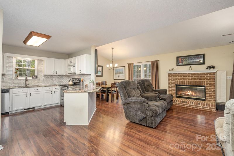 612 Cedarwood Dr, Monroe, NC 28112