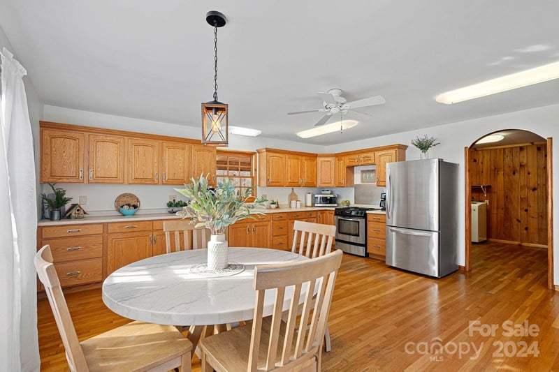 356 Eupeptic Springs Rd, Olin, NC 28660