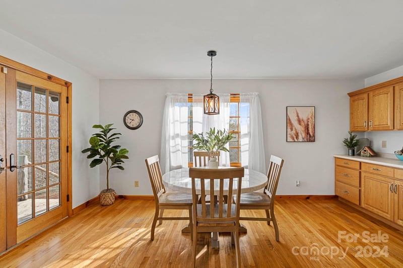 356 Eupeptic Springs Rd, Olin, NC 28660