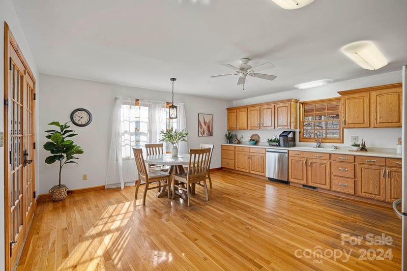 356 Eupeptic Springs Rd, Olin, NC 28660