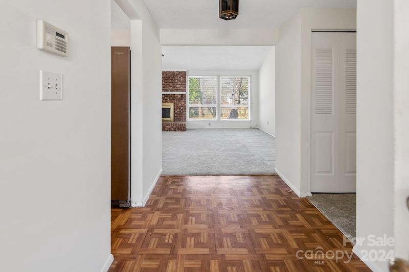5706 Ryder Ave, Charlotte, NC 28226