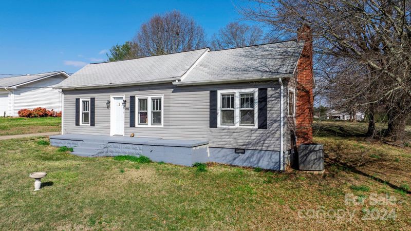 4990 N Depot St, Claremont, NC 28610