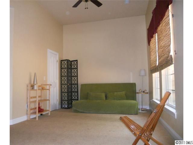 6714 Charter Hills Rd, Charlotte, NC 28277