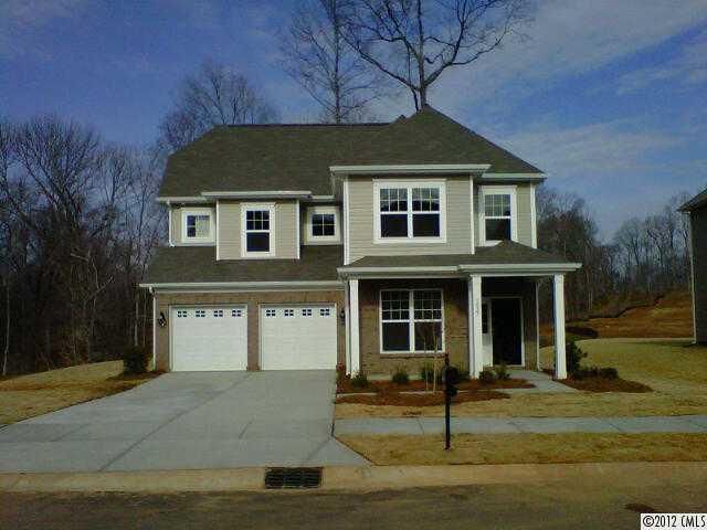 1027 Mclaren Dr, Belmont, NC 28012