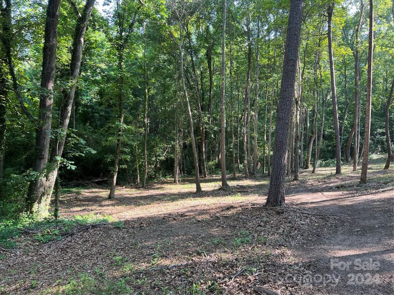 719 8th Ave SE, Hickory, NC 28602