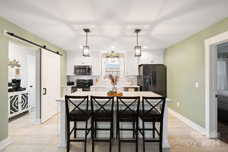 593 Earley St, Kannapolis, NC 28083