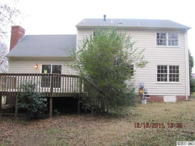 10800 Osprey Dr, Charlotte, NC 28226
