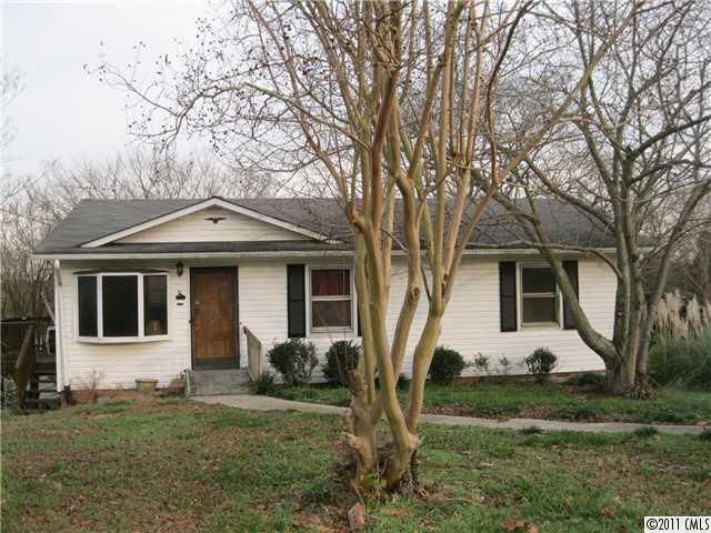 1736 Valwood Ter, Kannapolis, NC 28083