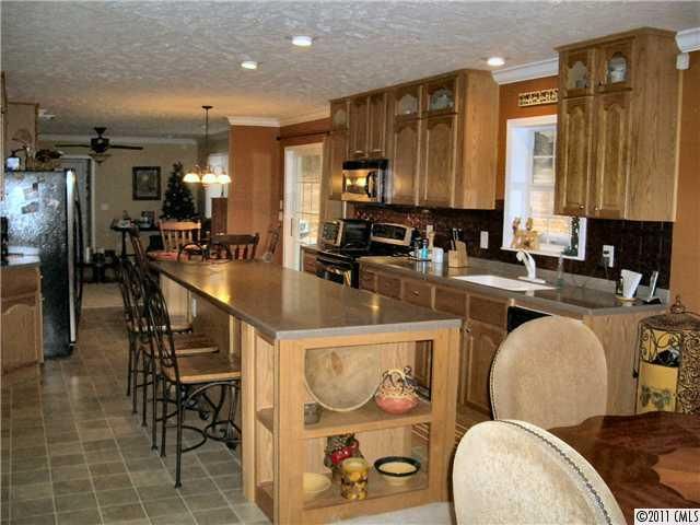 2434 Kettle Creek Ct, Lincolnton, NC 28092