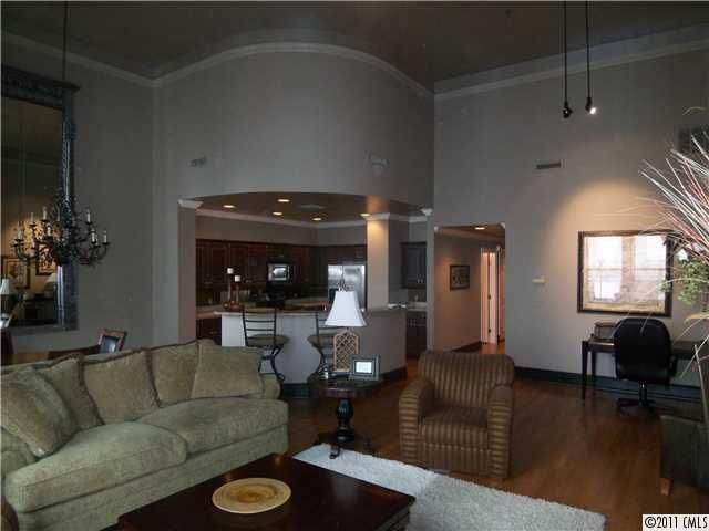 127 N Tryon St #612, Charlotte, NC 28202